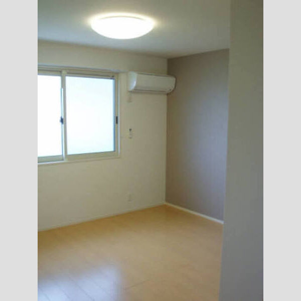 居室・リビング (202洋室)