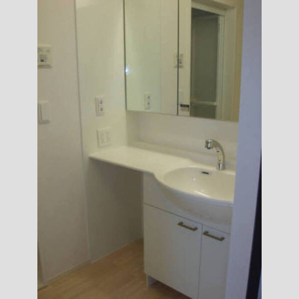 洗面所 (202洗面)