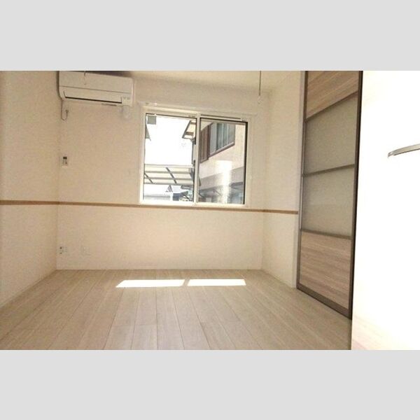 その他 (洋室　エアコン、照明付き)