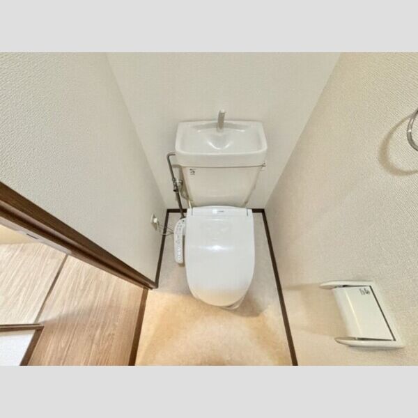 トイレ (温水洗浄暖房便座)