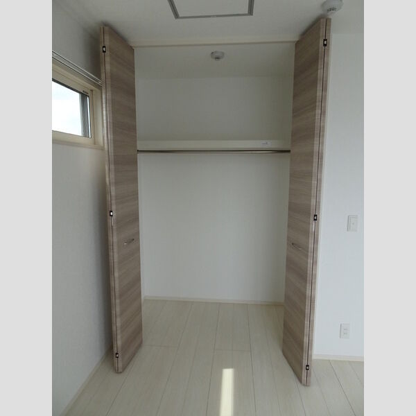 収納 (クローゼット)