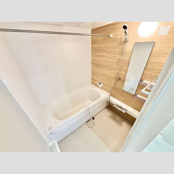 バス (浴室換気乾燥機付き(追い焚き給湯1坪バス))