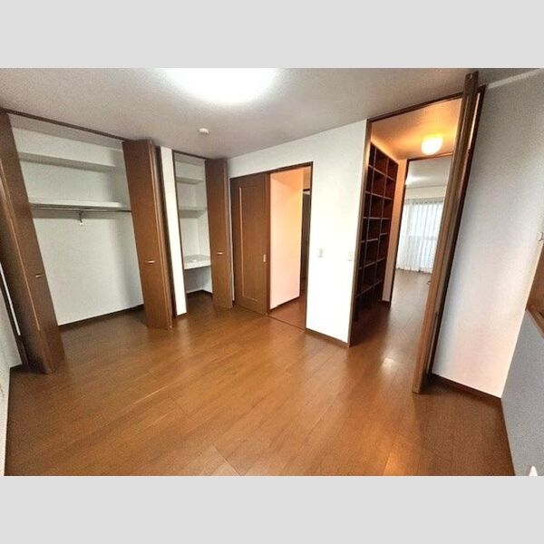 その他 (2F北側洋室)