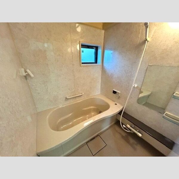 バス (浴室換気乾燥機付き(追い焚き給湯1坪バス))