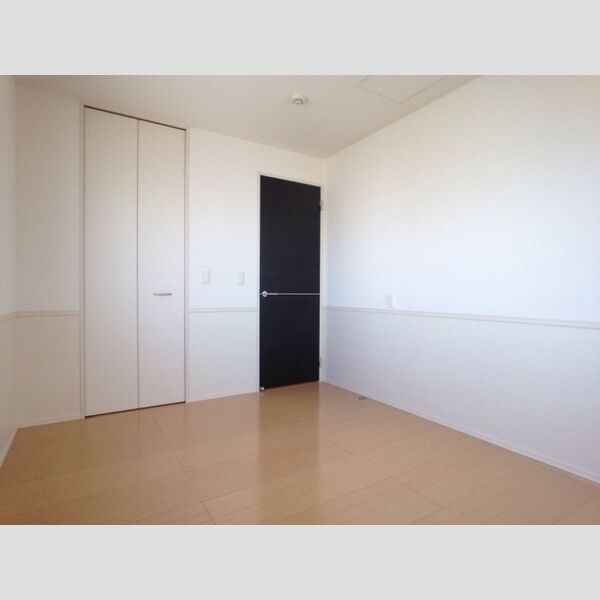 その他 (北側6帖洋室)