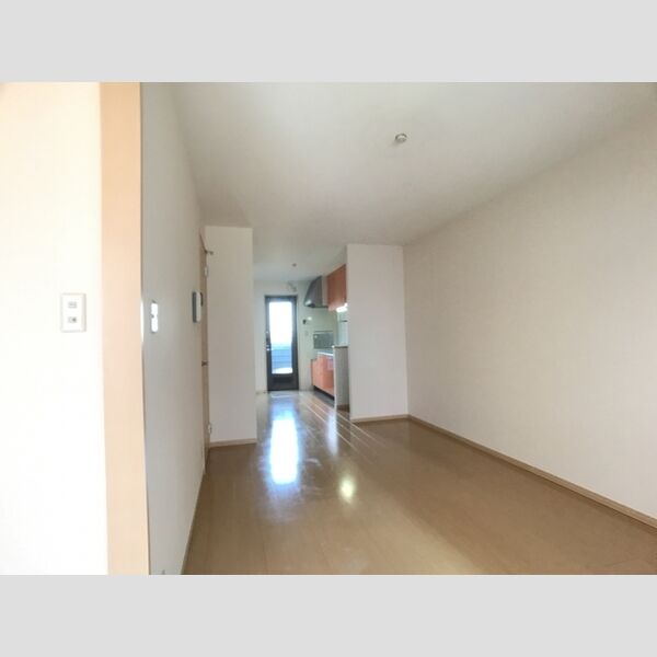 居室・リビング (103号室　リビング)