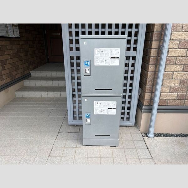 現地周辺 (宅配ボックス)