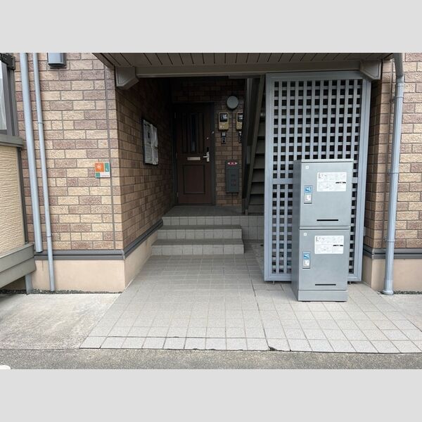 エントランス (エントランス)