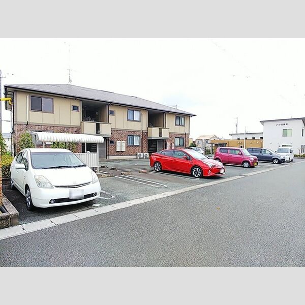 駐車場 (駐車場)