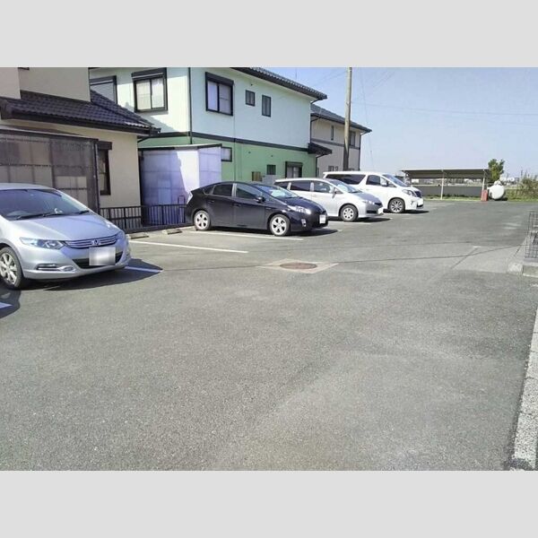 駐車場 (駐車場)