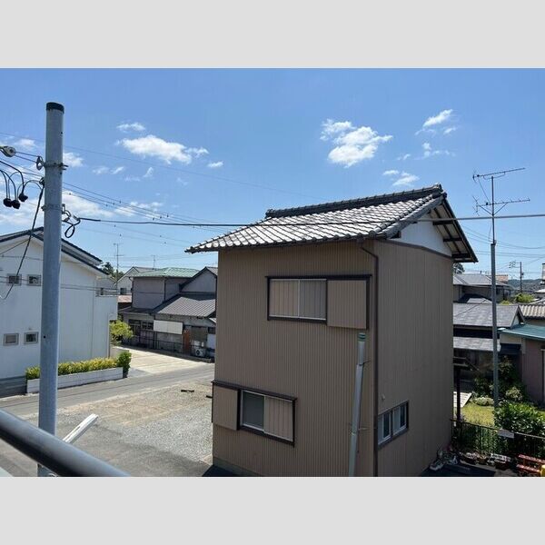 現地周辺 (バルコニー側風景)