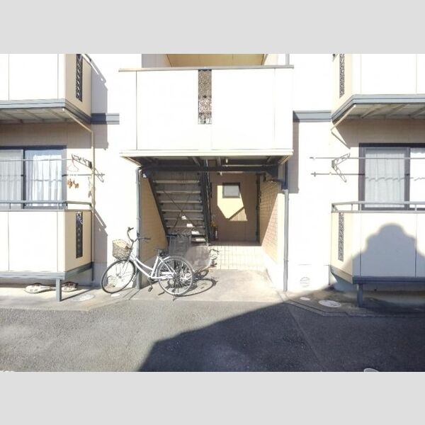 エントランス (エントランス)