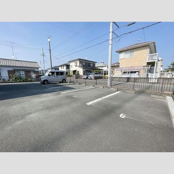 駐車場 (駐車場)