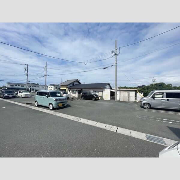 駐車場 (駐車場)
