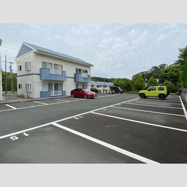 駐車場 (駐車場)