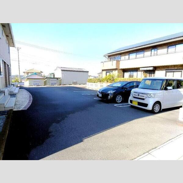 駐車場 (駐車場)