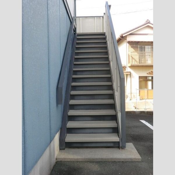 エントランス (エントランス)