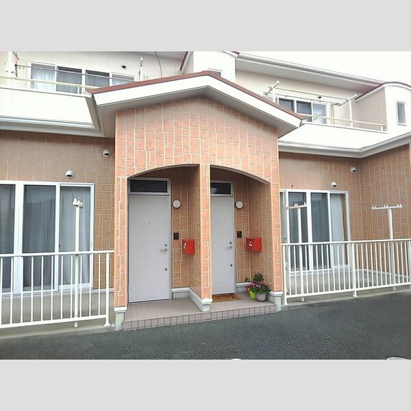 エントランス (エントランス)