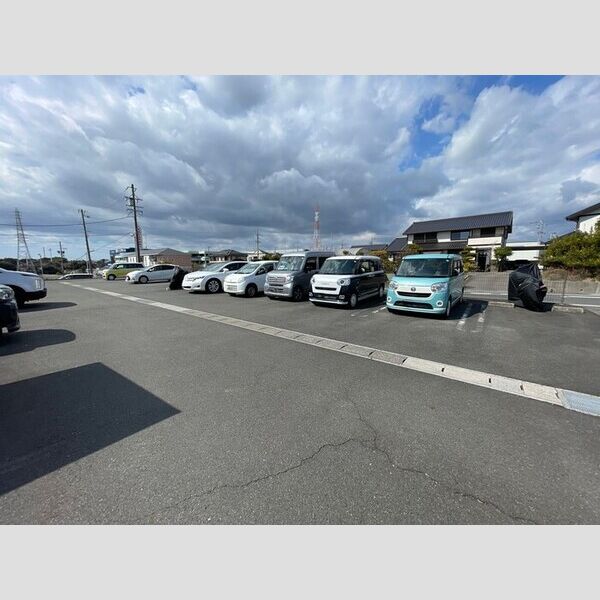 駐車場 (駐車場)