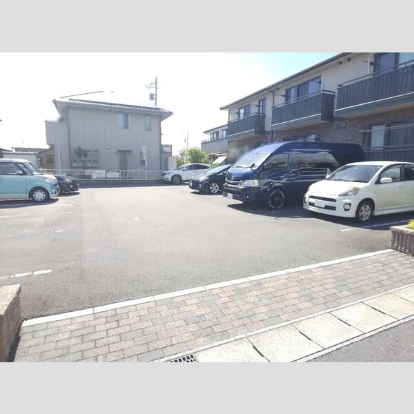 駐車場 (駐車場)