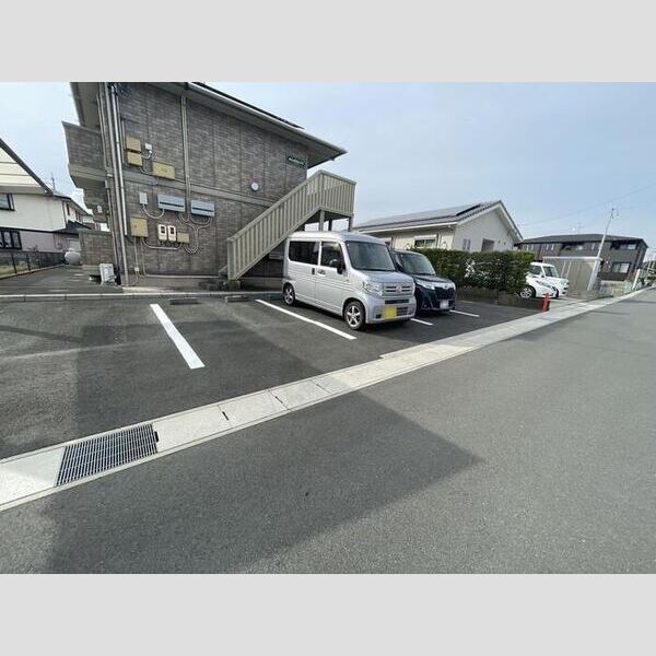 駐車場 (駐車場)