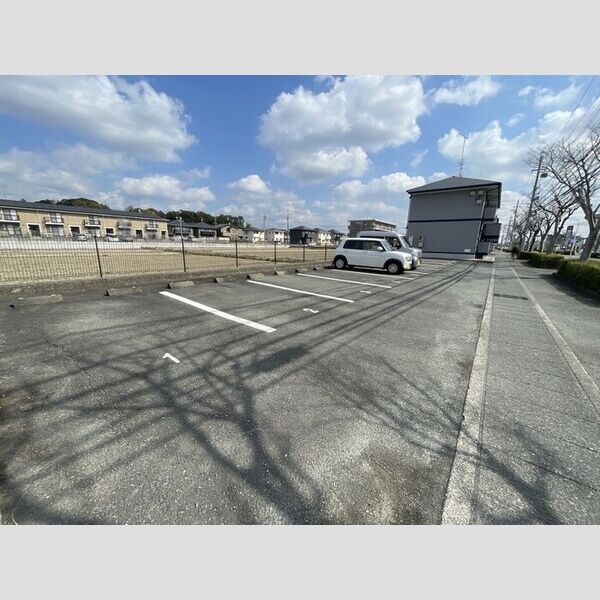駐車場 (駐車場)