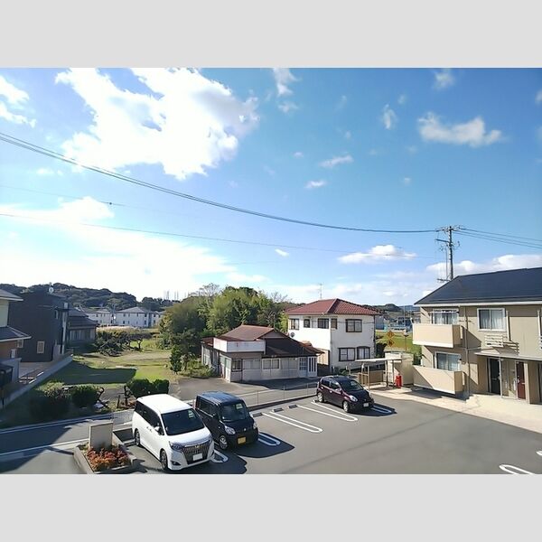 現地周辺 (バルコニー側風景)