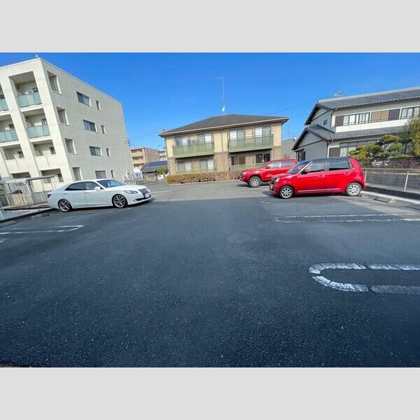 駐車場 (駐車場)