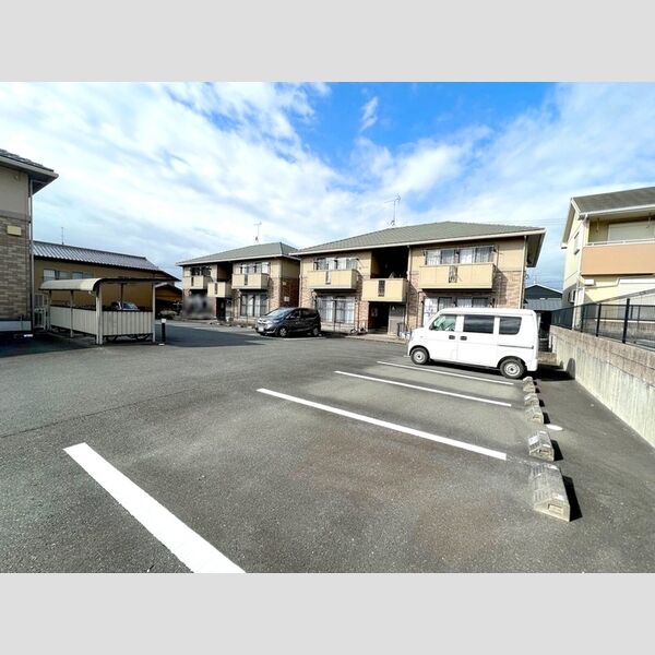 駐車場 (駐車場)