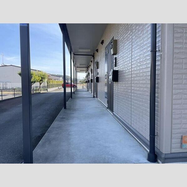 エントランス (エントランス)