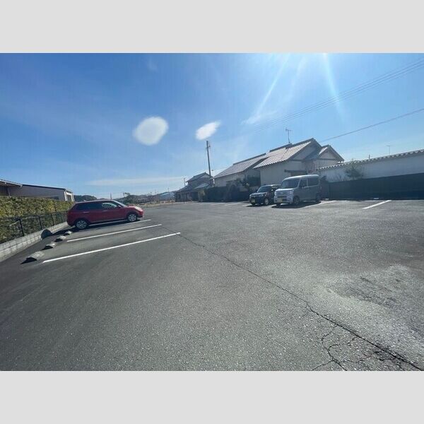 駐車場 (駐車場)