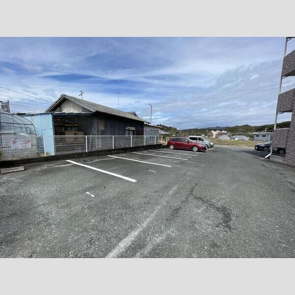 駐車場 (駐車場)
