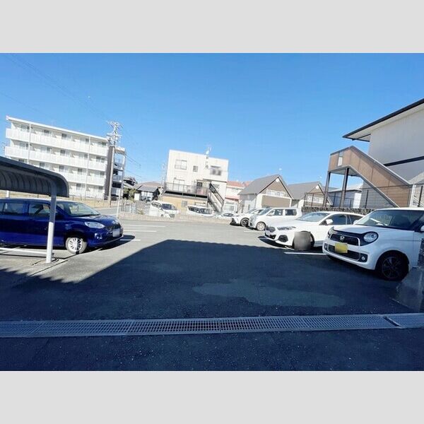 駐車場 (駐車場)