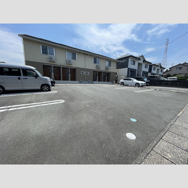 駐車場 (駐車場)
