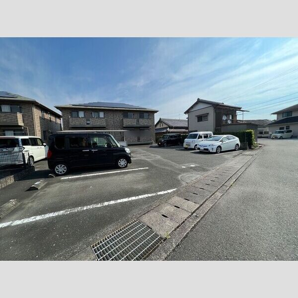 駐車場 (駐車場)