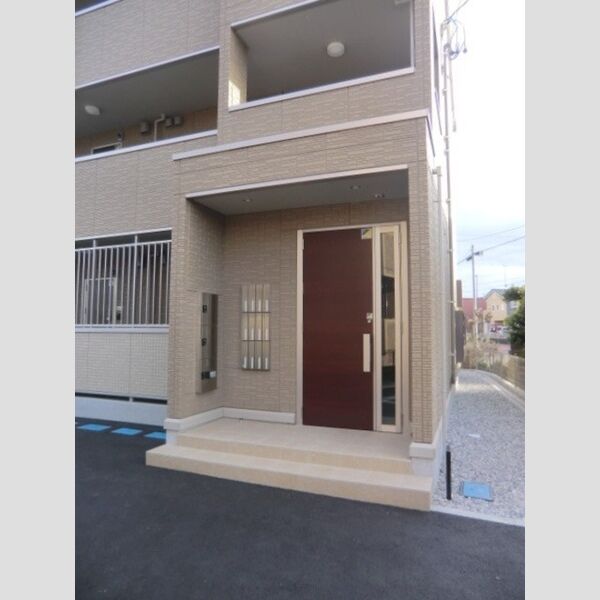 エントランス (エントランス)