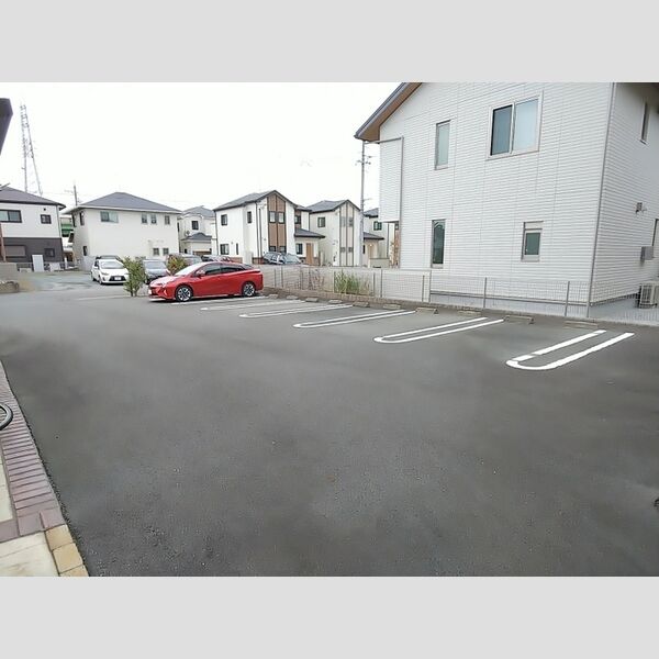 駐車場 (駐車場)