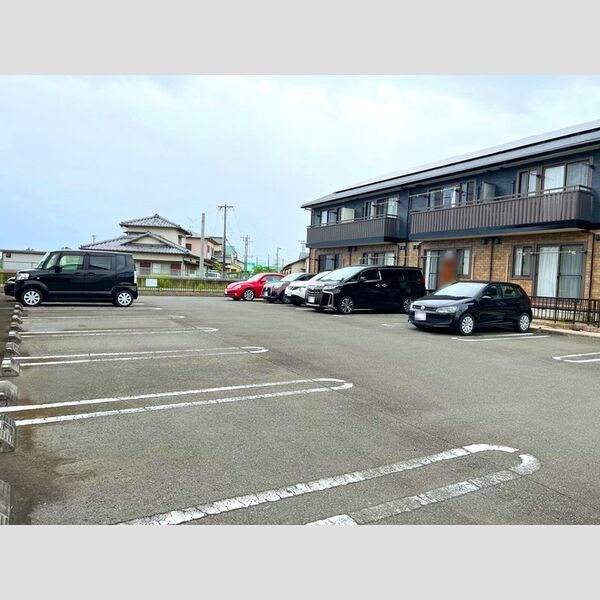 駐車場 (駐車場)