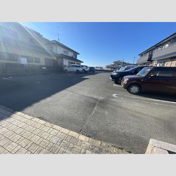 駐車場 (駐車場)