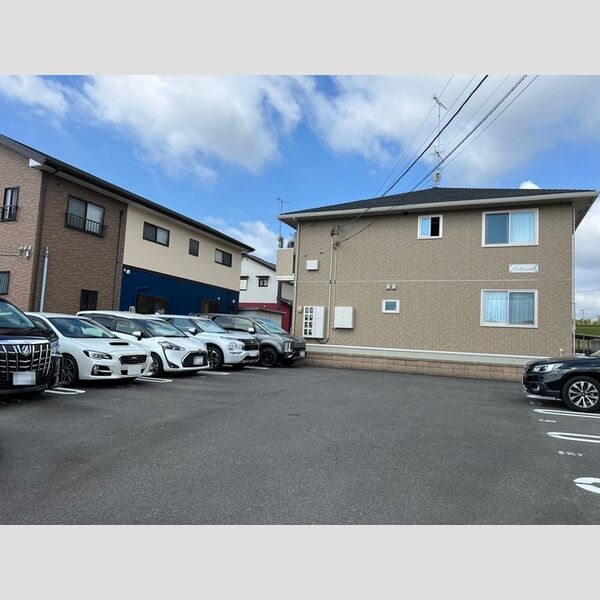 駐車場 (駐車場)