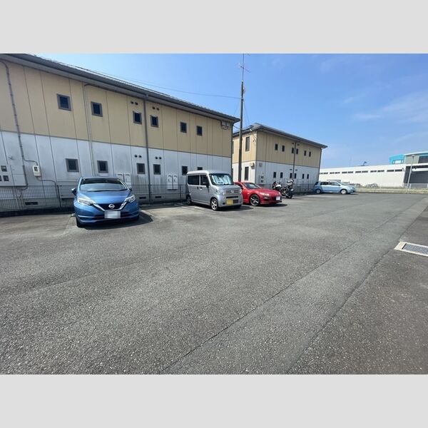 駐車場 (駐車場)
