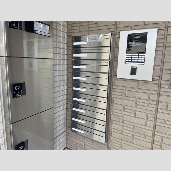 現地周辺 (集合ポスト・宅配ボックス)