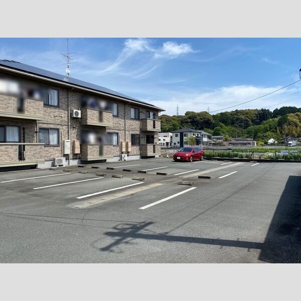 駐車場 (駐車場)