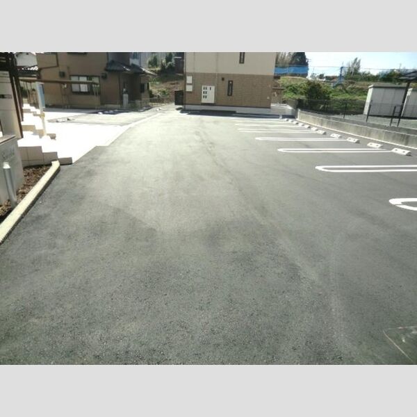 駐車場 (駐車場)