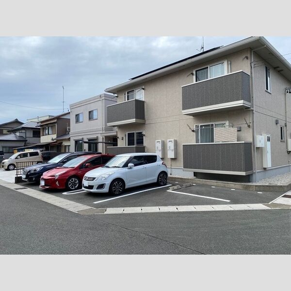 駐車場 (駐車場)