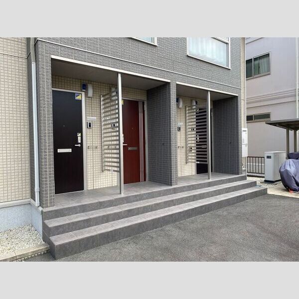 エントランス (エントランス)