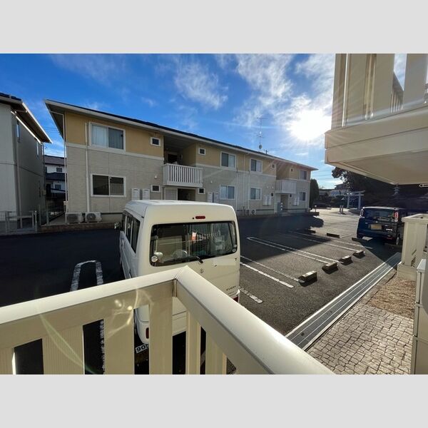 現地周辺 (バルコニー側風景)