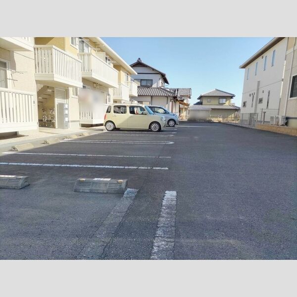 駐車場 (駐車場)