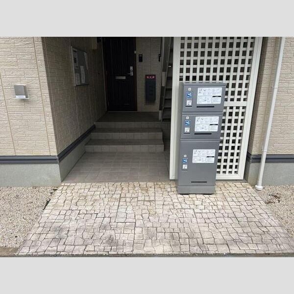 現地周辺 (宅配ボックス)