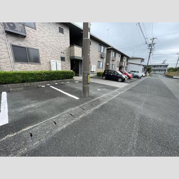 駐車場 (駐車場)